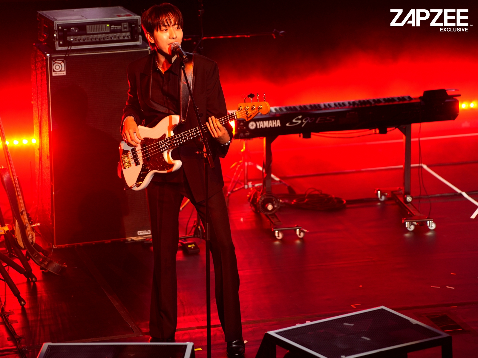CNBLUE Voyage into X