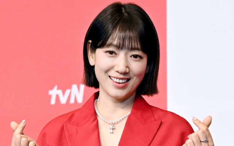 park shin hye second child